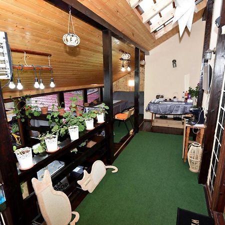 Casa Tudor بوستين المظهر الخارجي الصورة