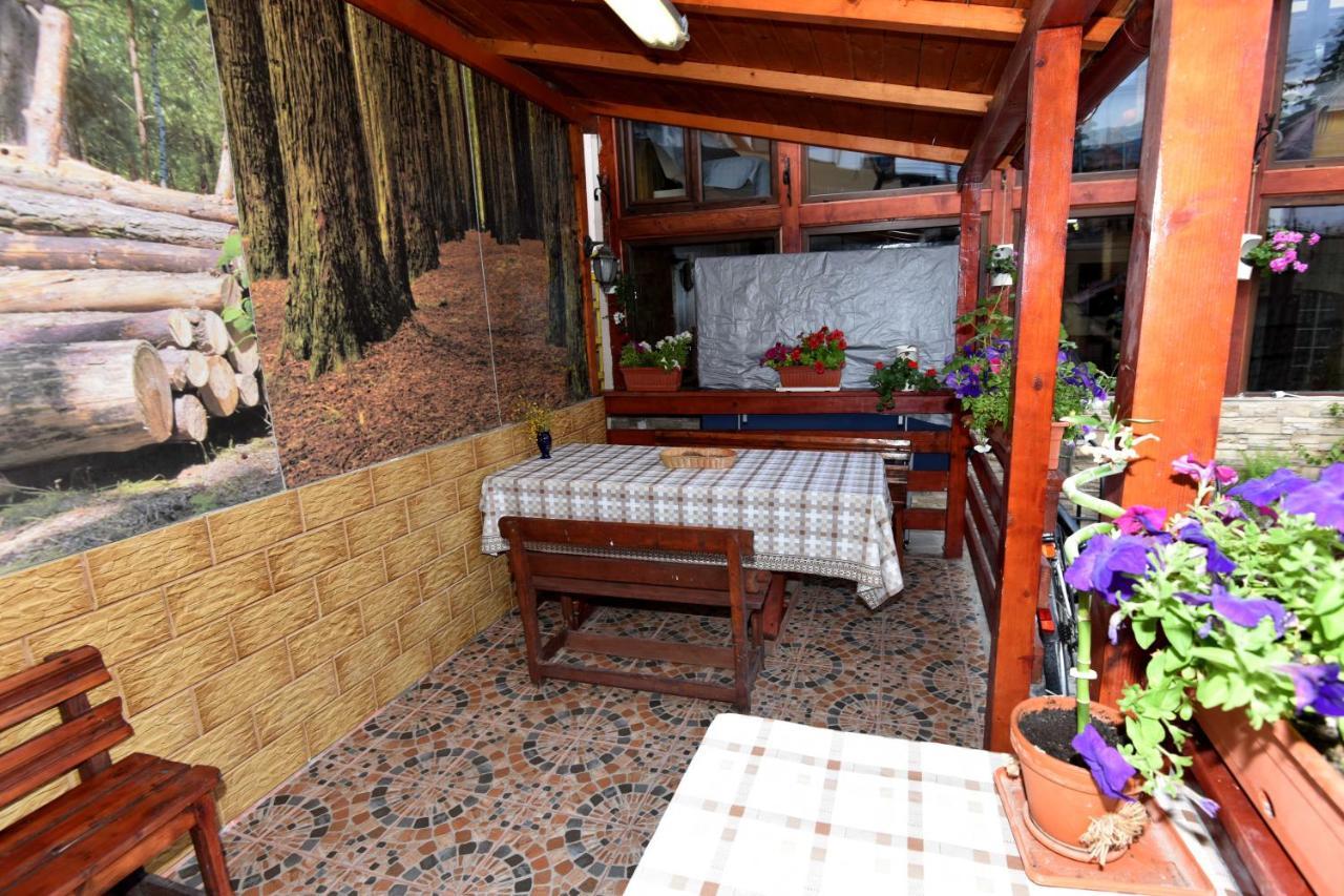 Casa Tudor بوستين المظهر الخارجي الصورة