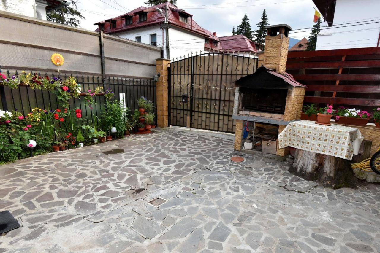 Casa Tudor بوستين المظهر الخارجي الصورة